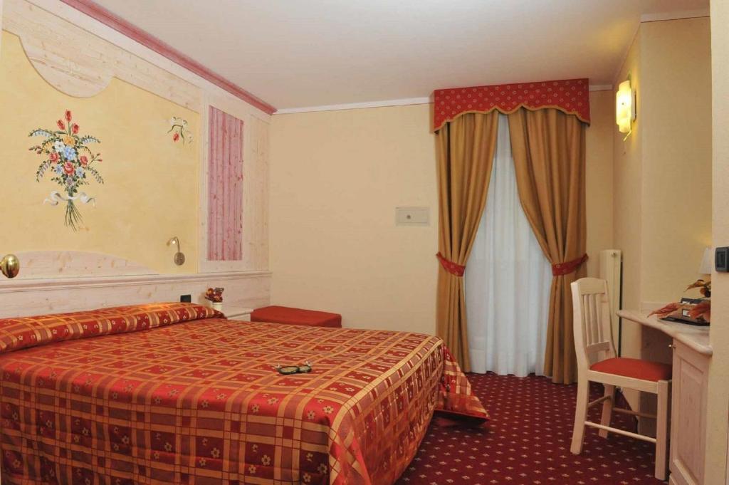 Hotel Val Di Sole Mezzana Szoba fotó